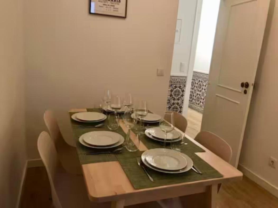 Ola Lisbon - Belem III Terrace Apartment Luaran gambar